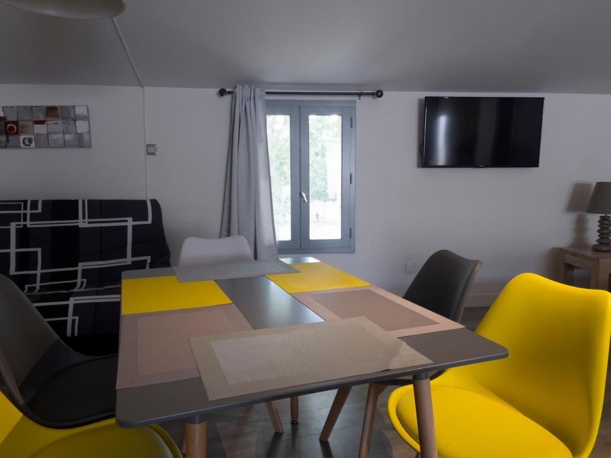 Le Grand Hotel Moliere Pézenas Екстериор снимка