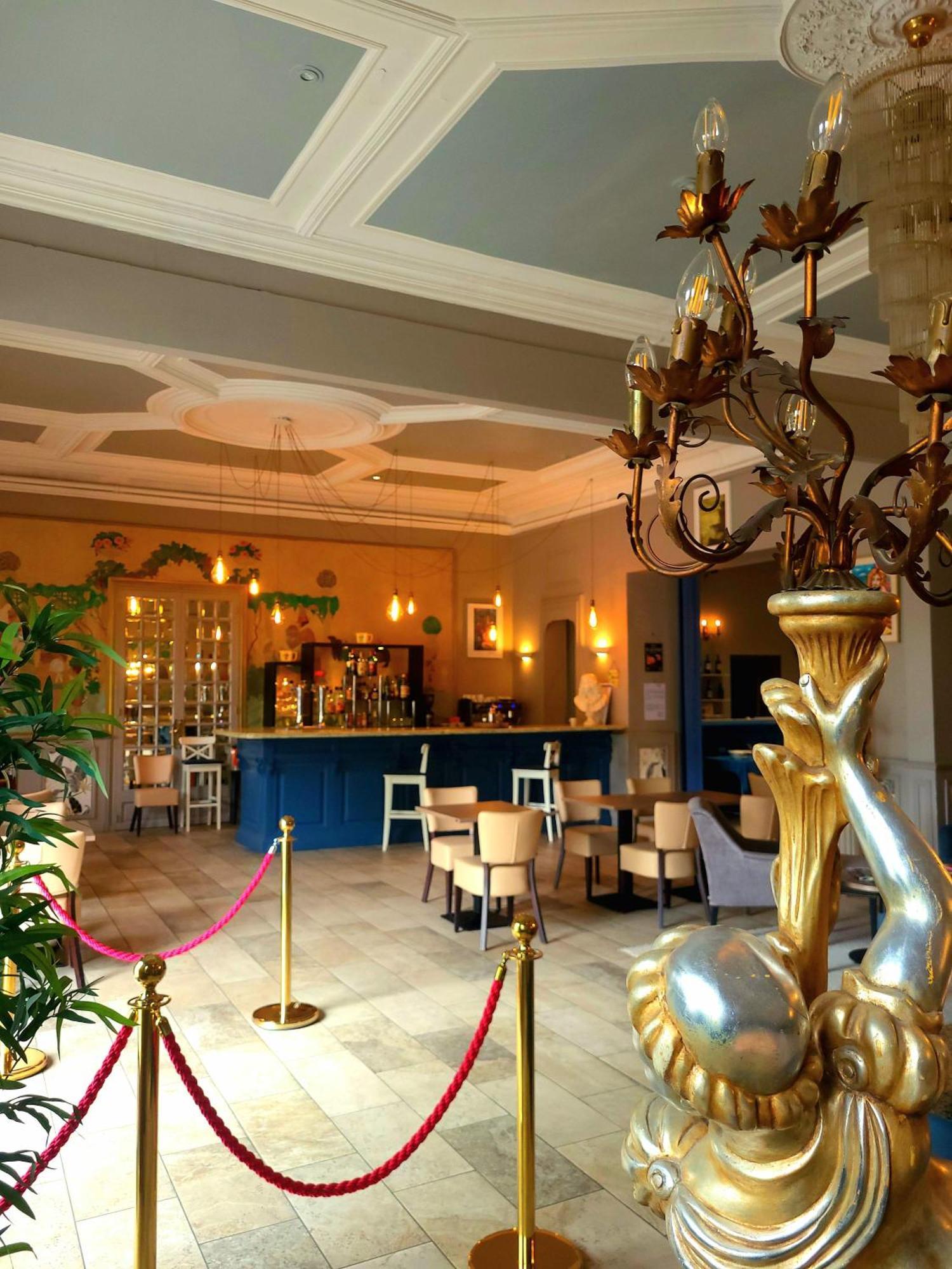 Le Grand Hotel Moliere Pézenas Екстериор снимка