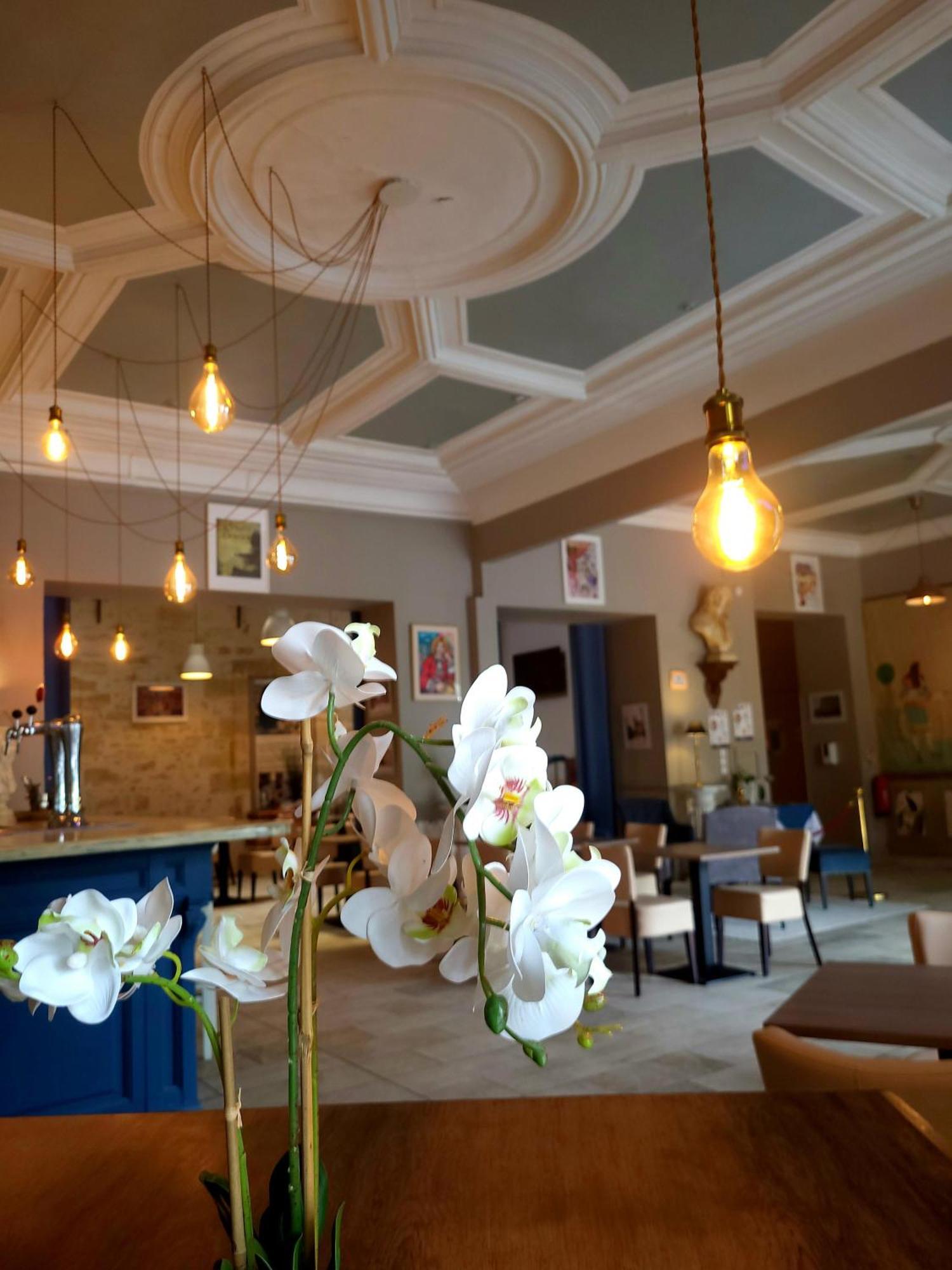 Le Grand Hotel Moliere Pézenas Екстериор снимка