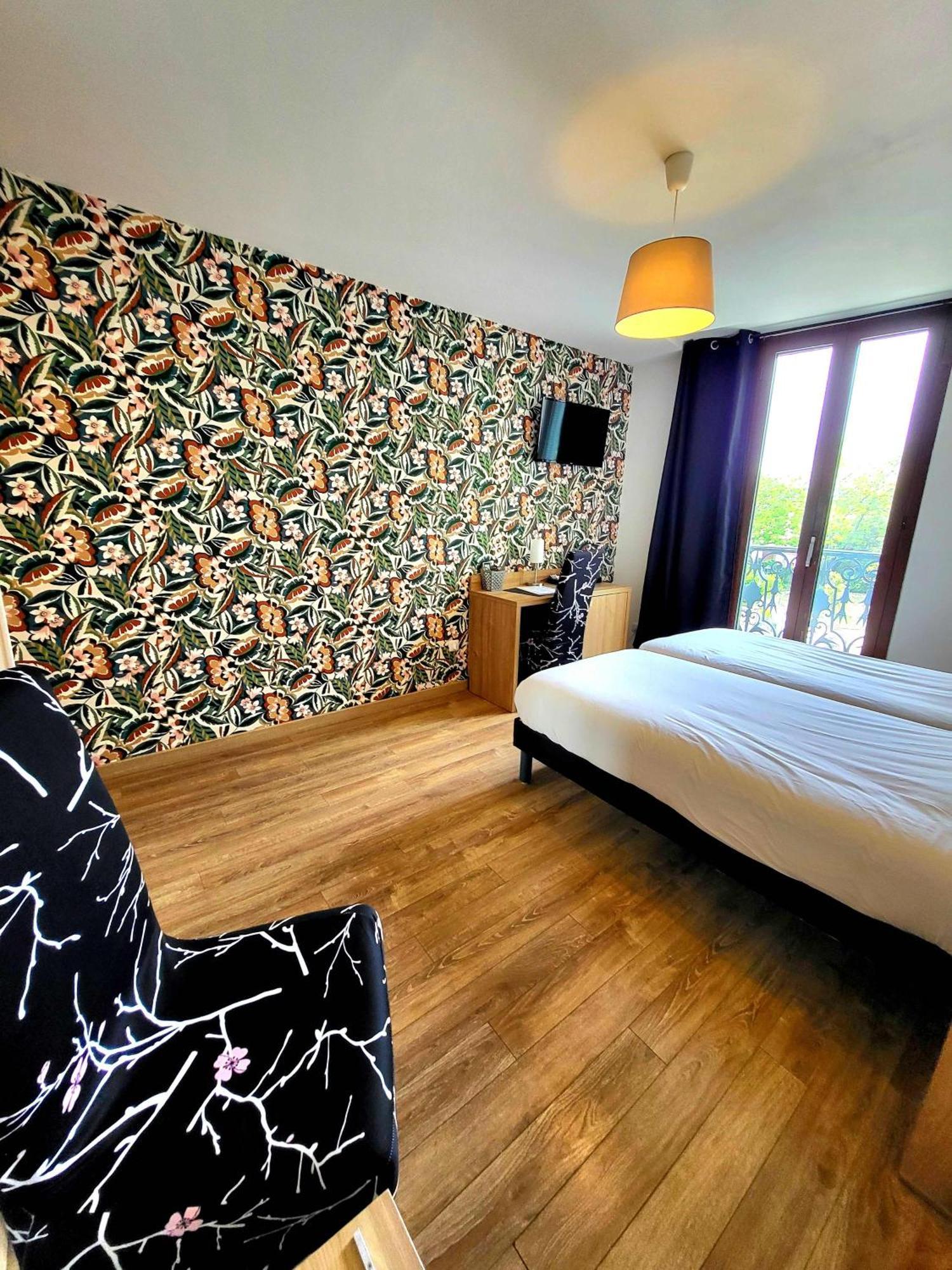 Le Grand Hotel Moliere Pézenas Екстериор снимка
