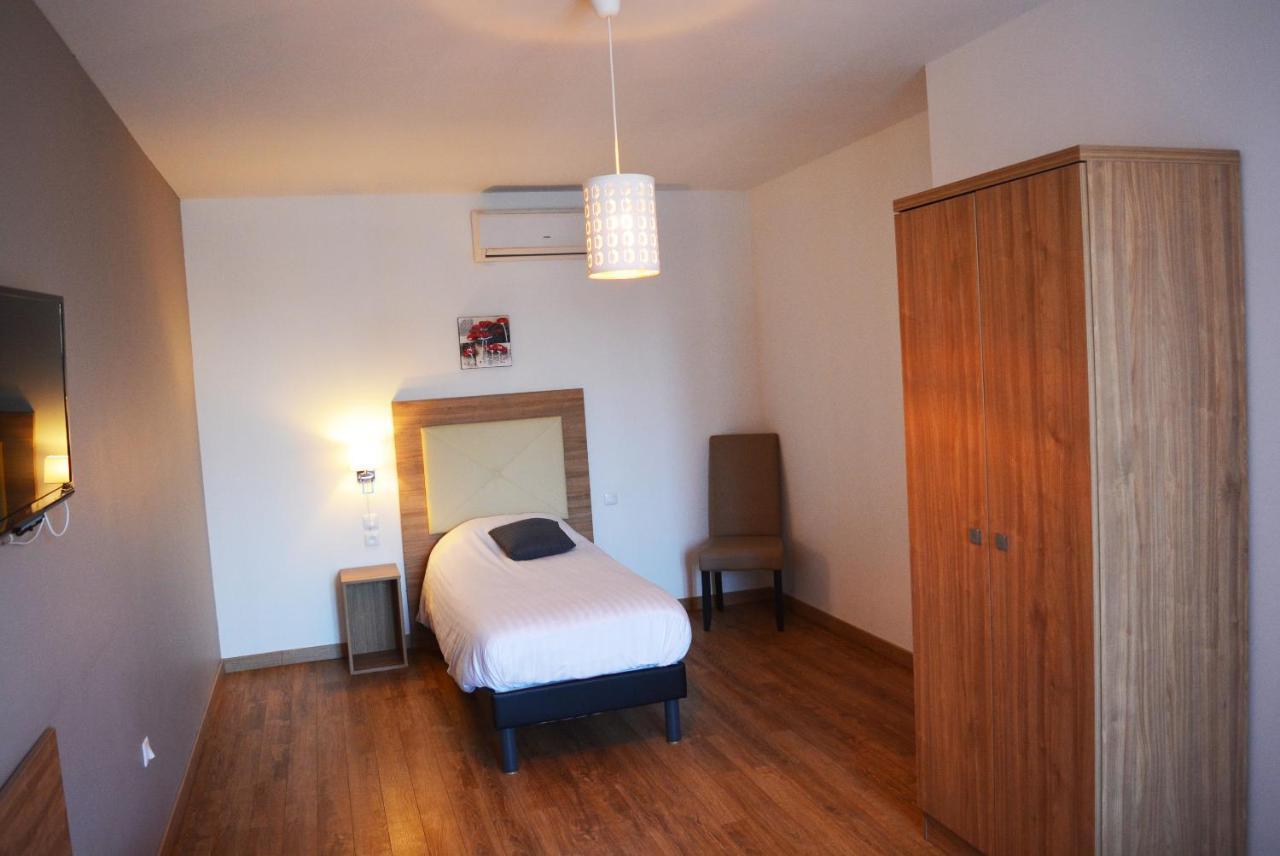 Le Grand Hotel Moliere Pézenas Екстериор снимка