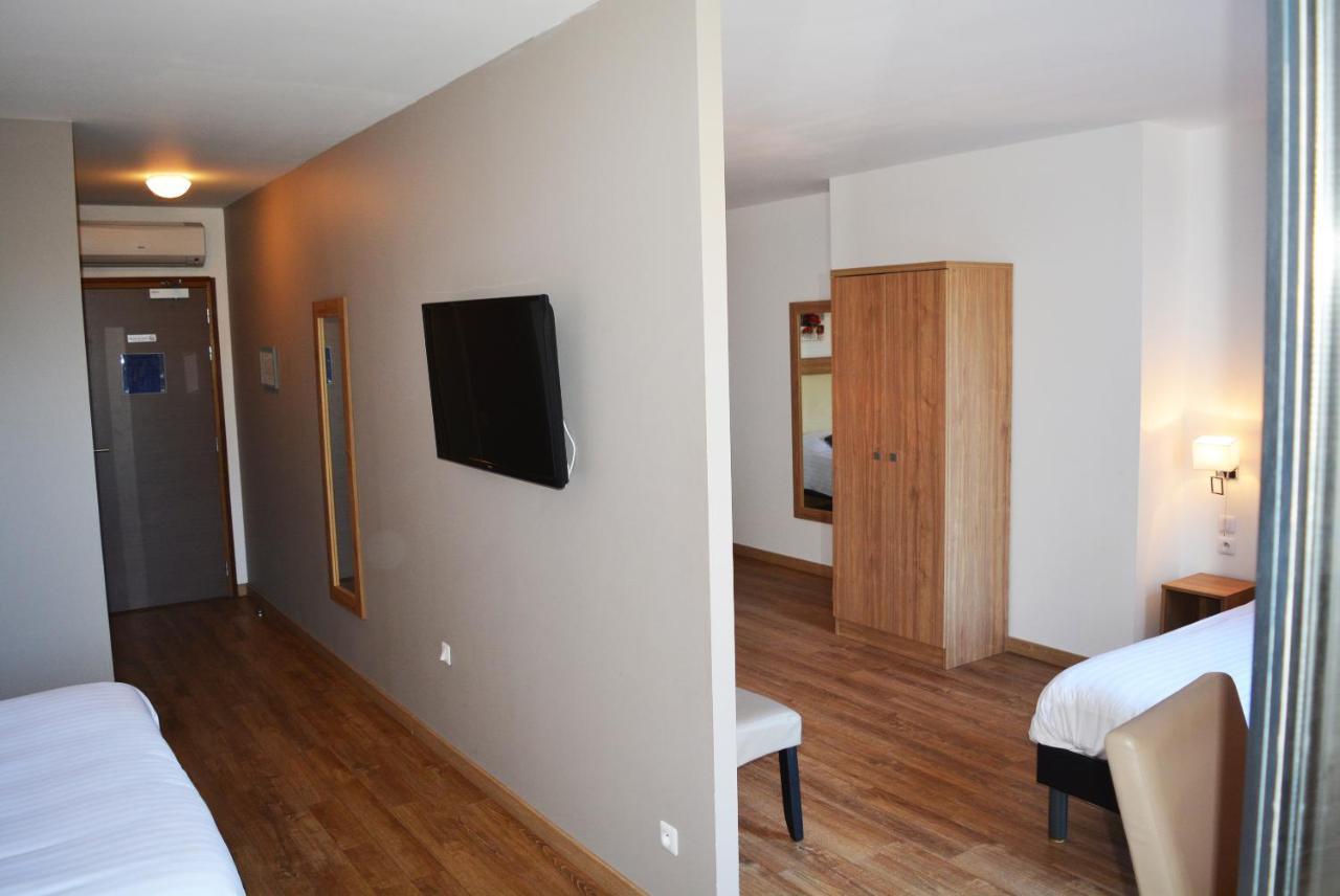 Le Grand Hotel Moliere Pézenas Екстериор снимка