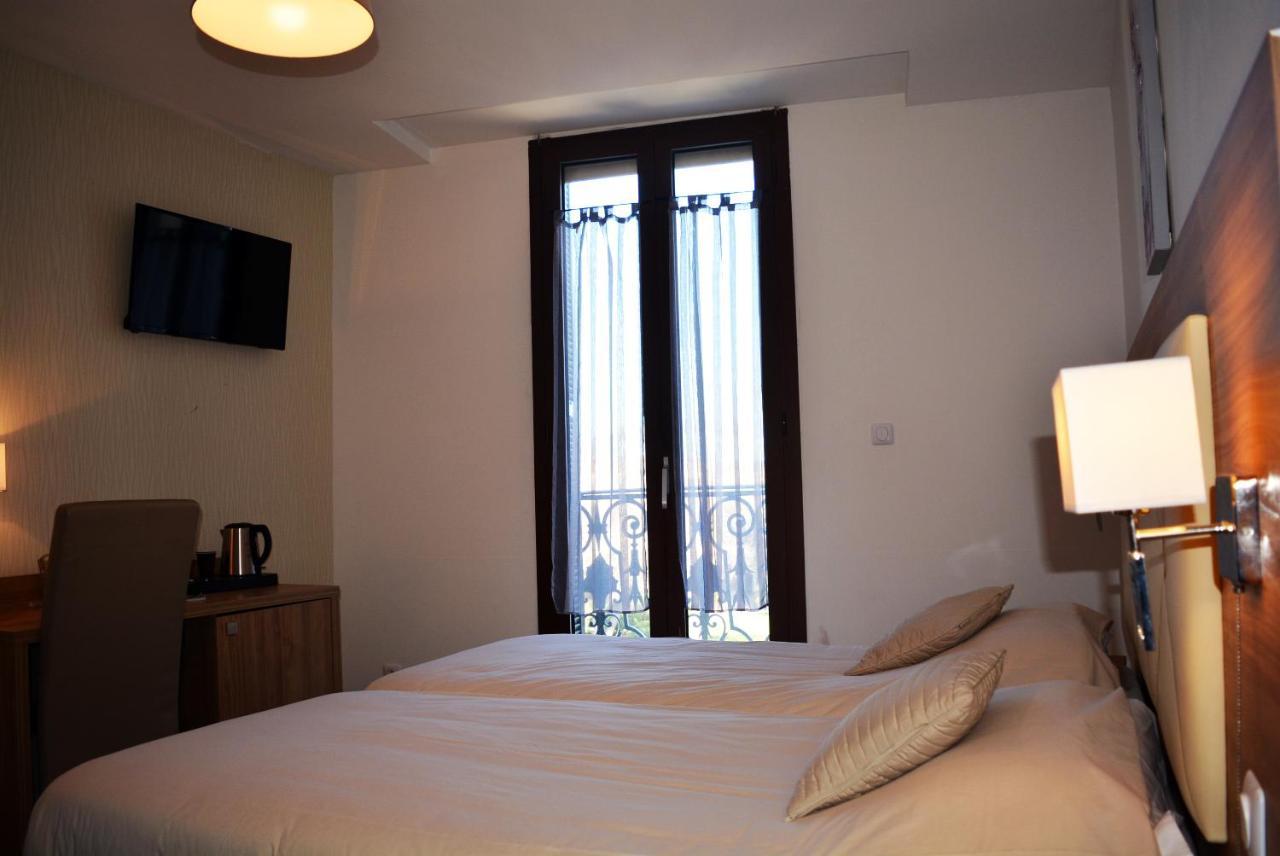 Le Grand Hotel Moliere Pézenas Екстериор снимка